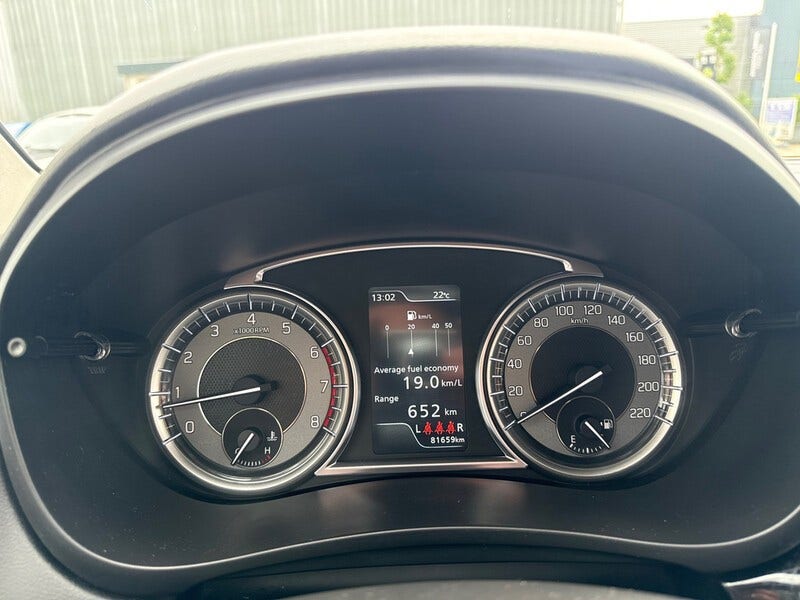 Suzuki Cross (24)