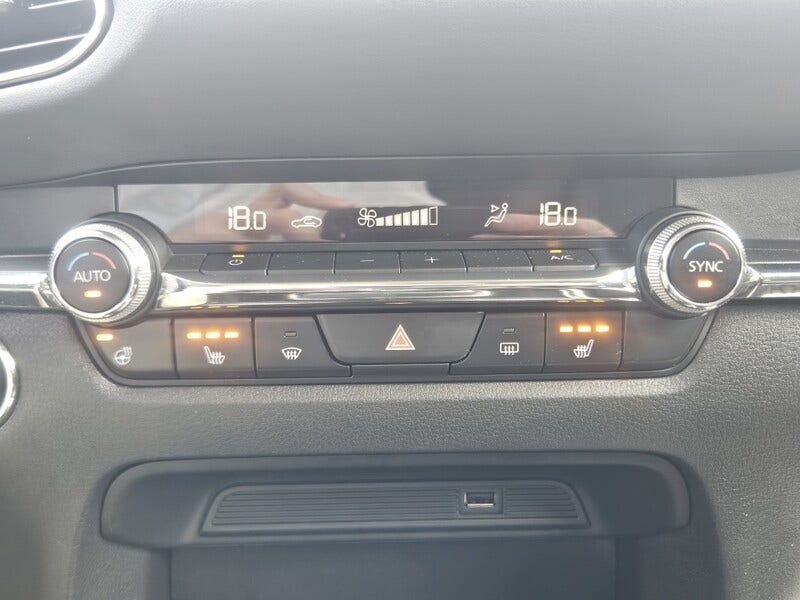 Mazda CX-30 (9)