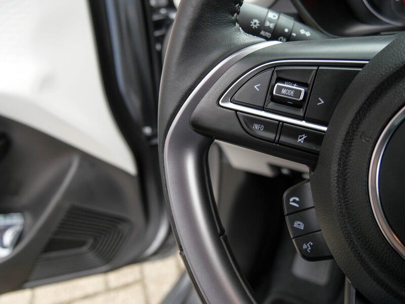 Suzuki Swift (10)