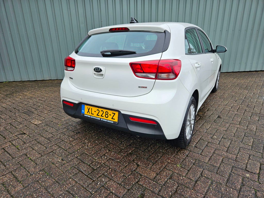 Kia Rio (7)