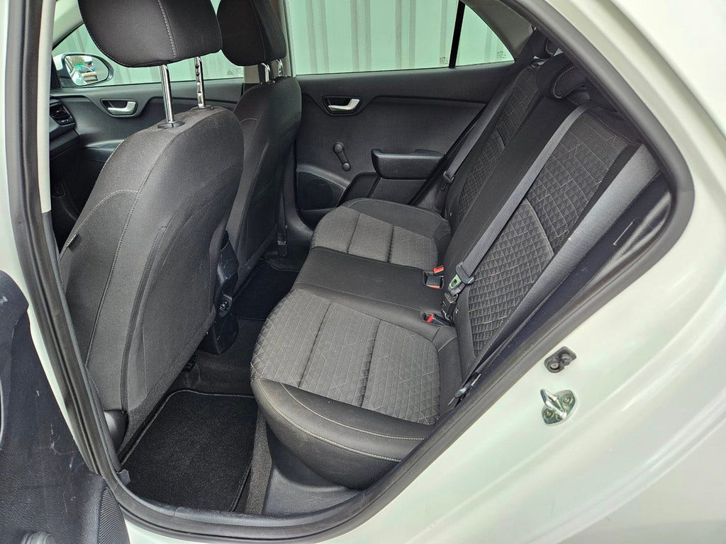 Kia Rio (11)