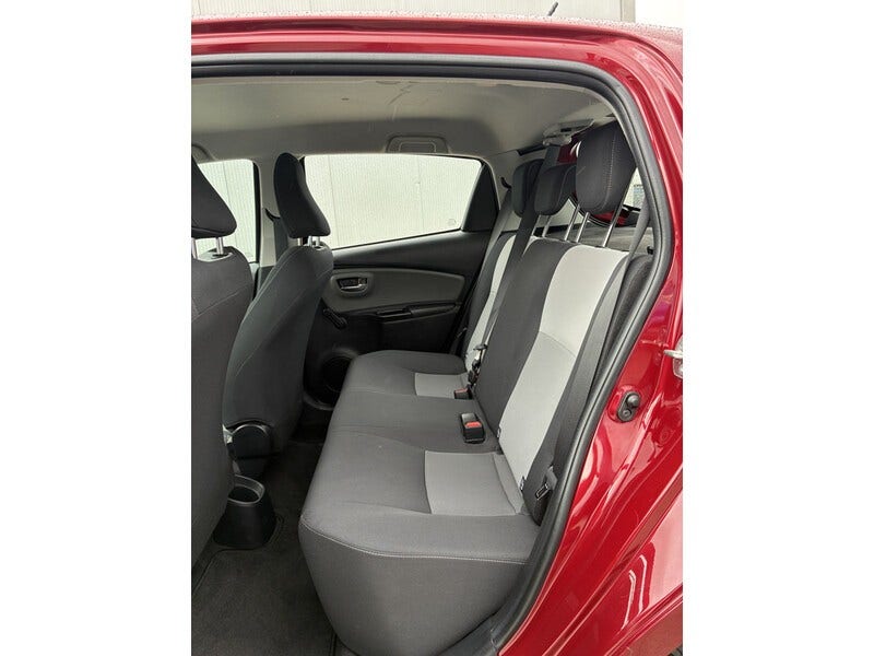 Toyota Yaris (11)