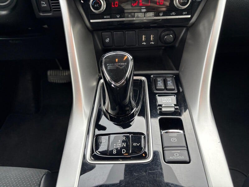 Mitsubishi Eclipse Cross (8)