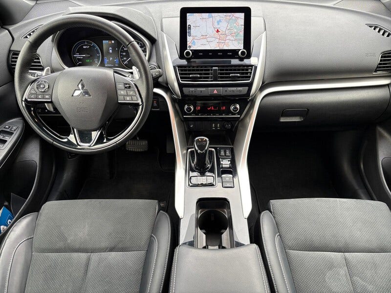 Mitsubishi Eclipse Cross (20)