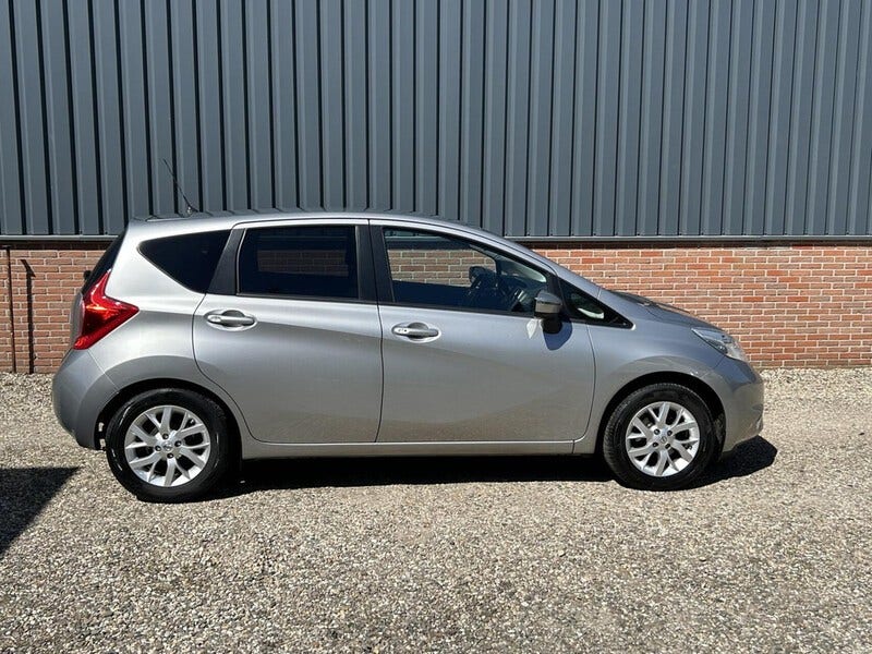 Nissan Note (5)