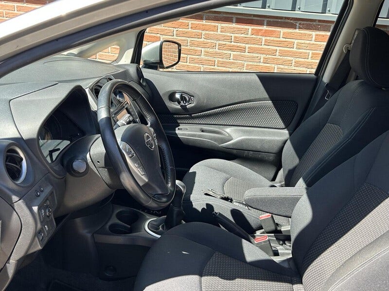 Nissan Note (9)