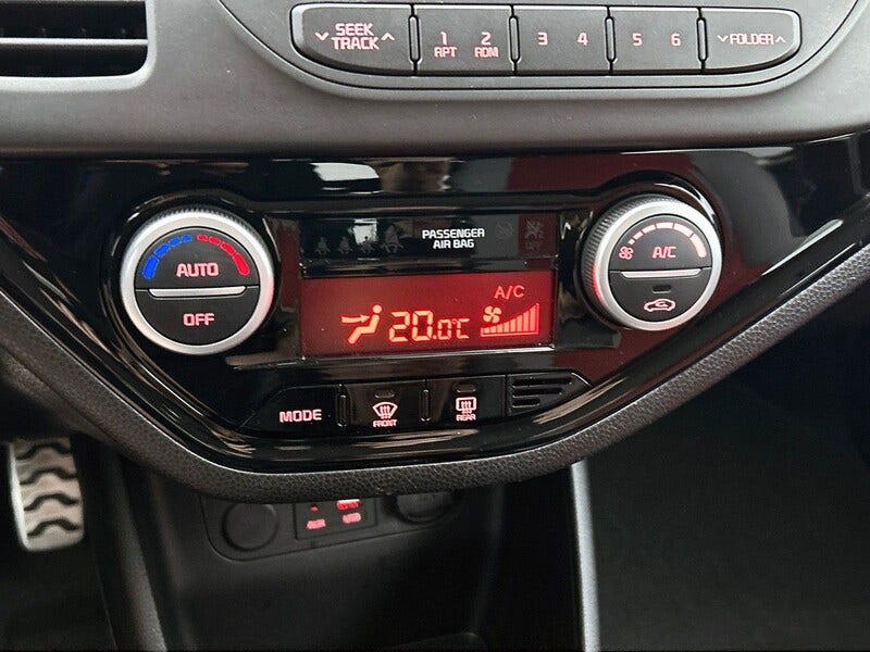 Kia Picanto (24)
