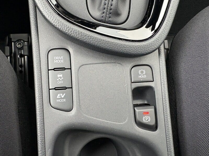 Toyota Yaris Cross (24)