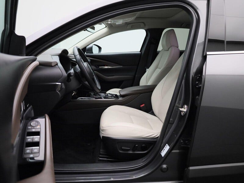 Mazda CX-30 (9)