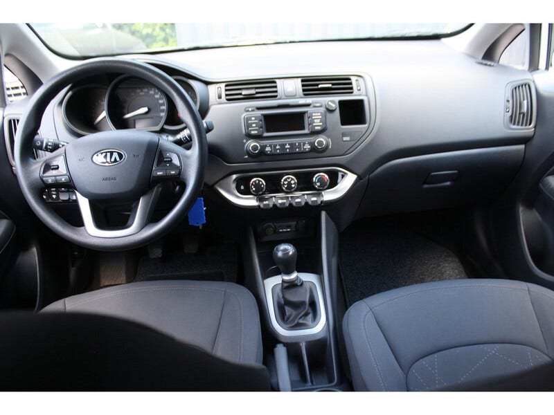Kia Rio (3)