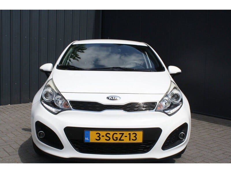 Kia Rio (7)