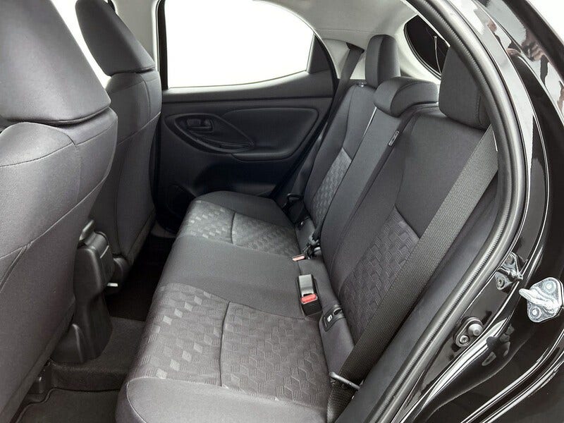 Toyota Yaris (16)