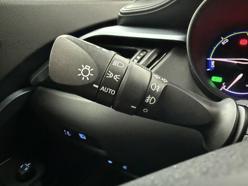 Toyota C-HR (7)