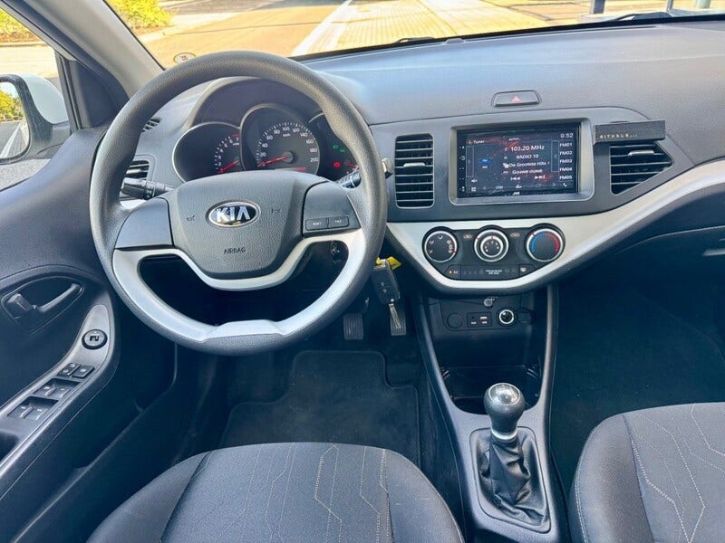 Kia Picanto (2)
