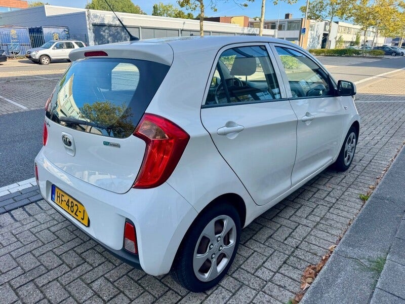 Kia Picanto (6)