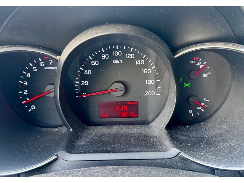 Kia Picanto (18)