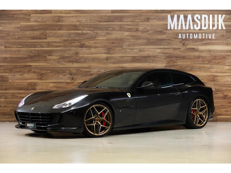 Ferrari GTC4Lusso