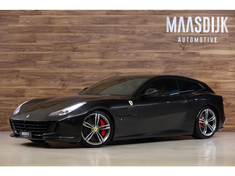 Ferrari GTC4Lusso