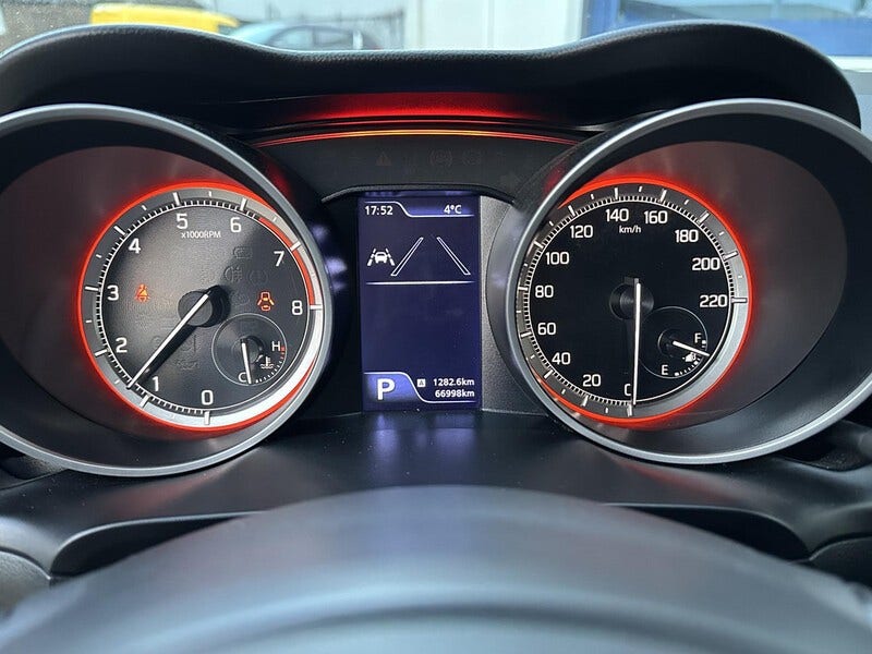 Suzuki Swift (24)