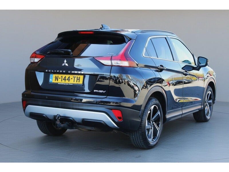 Mitsubishi Eclipse Cross (7)
