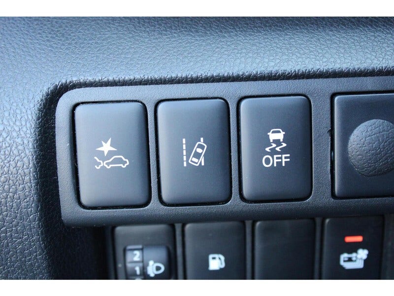 Mitsubishi Eclipse Cross (14)