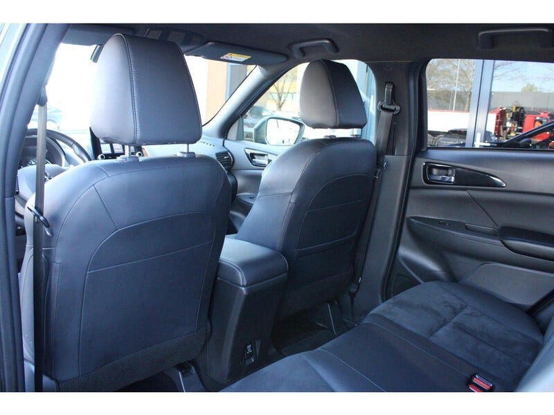 Mitsubishi Eclipse Cross (15)