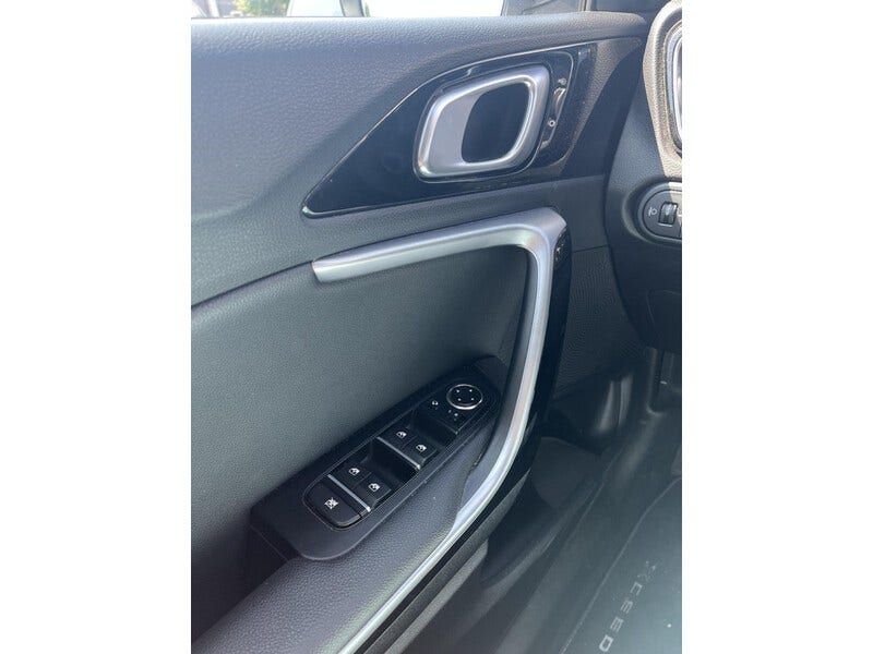 Kia XCeed (11)