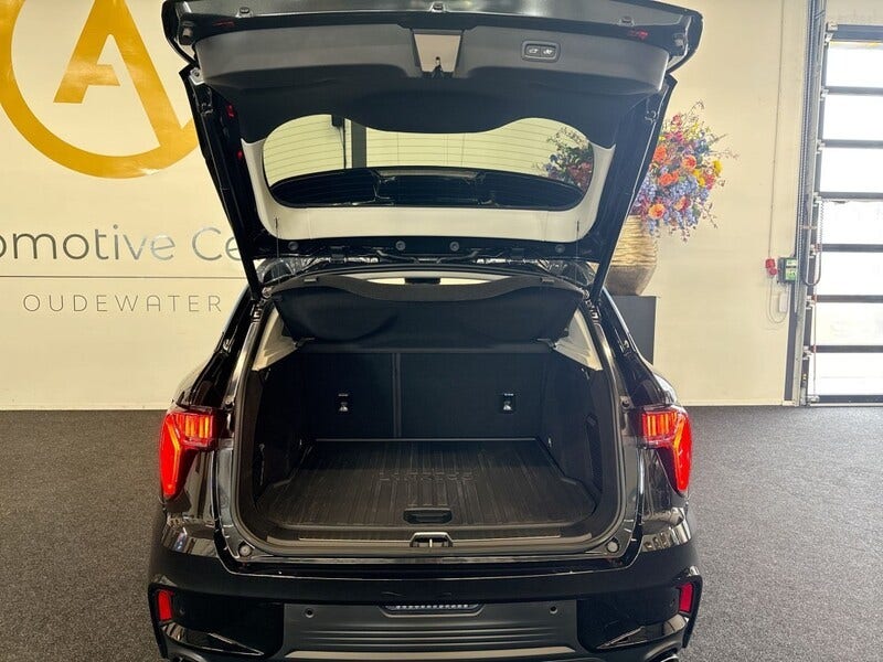 Lynk & Co 01 (19)