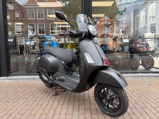 Vespa GTS