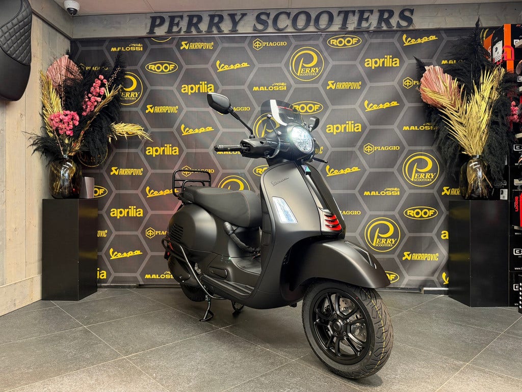 Vespa GTS