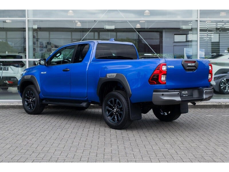 Toyota Hilux (8)