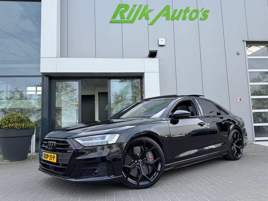 Audi S8