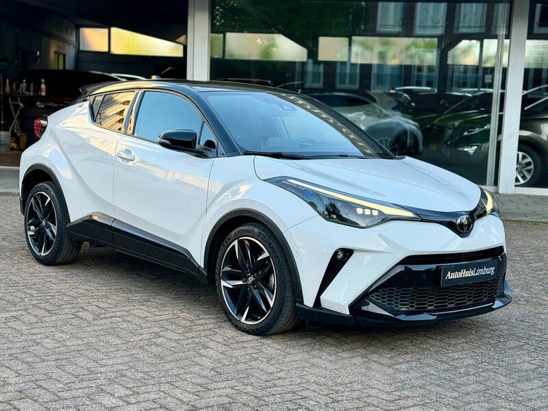 Toyota C-HR (2)