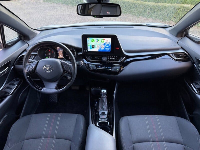 Toyota C-HR (8)