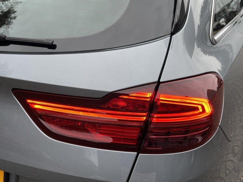 Kia Ceed Sportswagon (9)