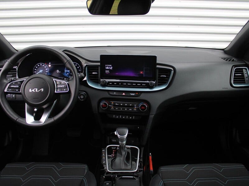 Kia Ceed (8)