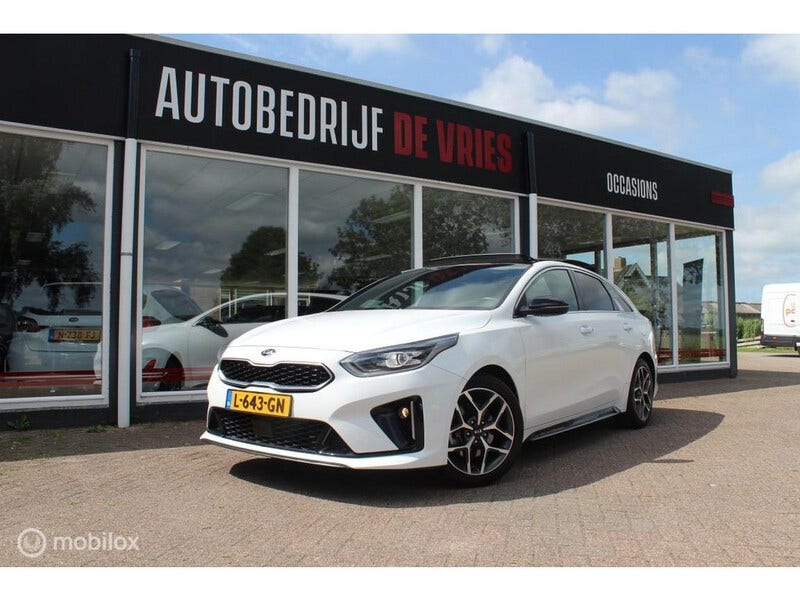 Kia ProCeed (5)