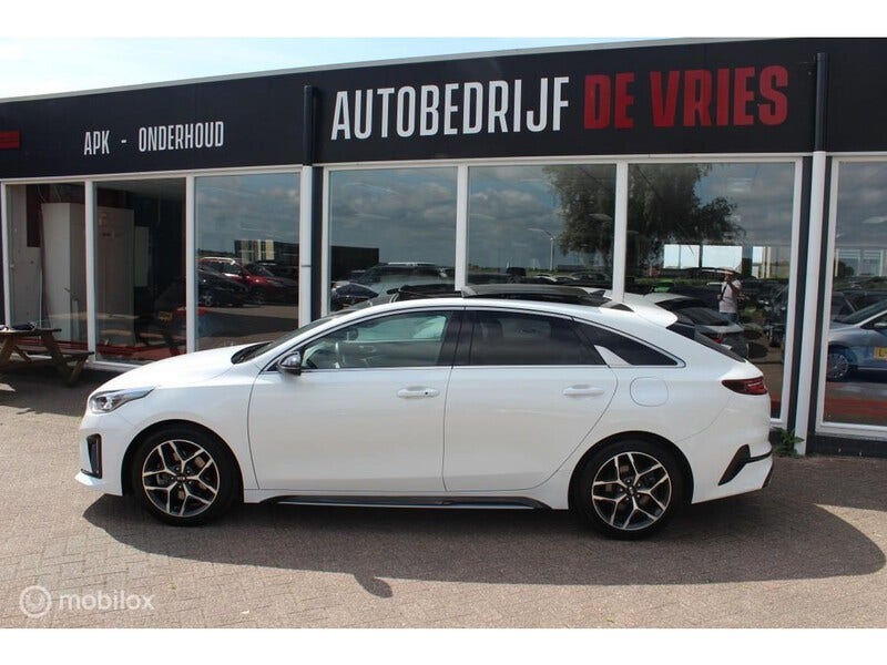 Kia ProCeed (6)