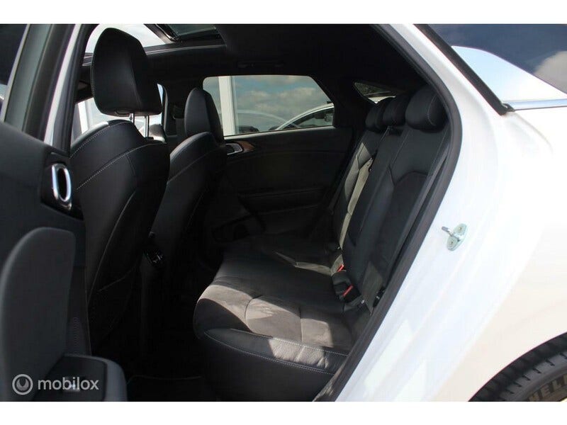 Kia ProCeed (13)