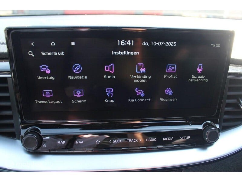 Kia ProCeed (24)
