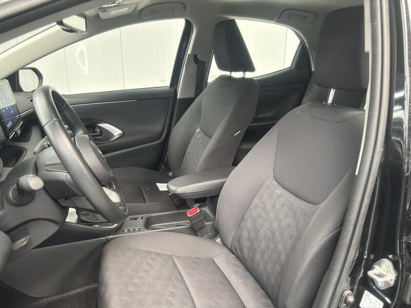 Toyota Yaris (3)