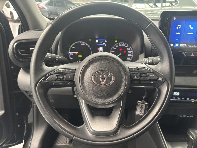 Toyota Yaris (6)