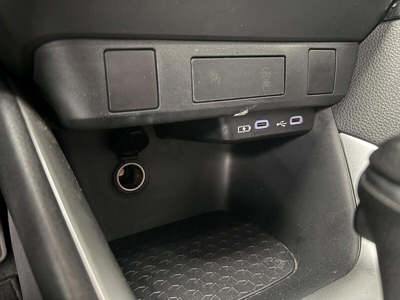 Toyota Yaris (19)