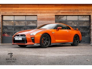 Nissan GT R