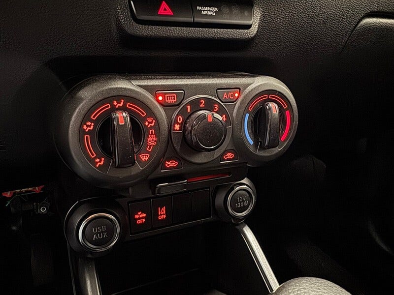 Suzuki Ignis (18)