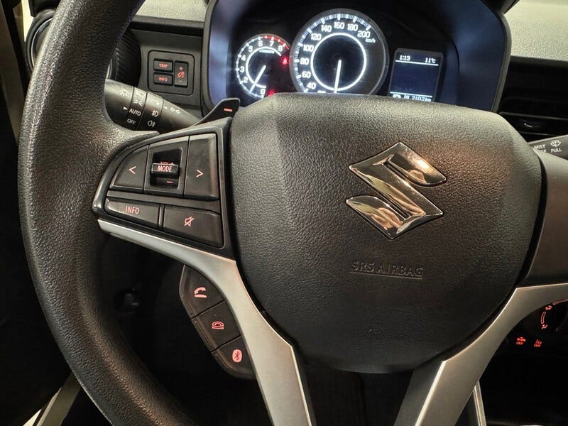 Suzuki Ignis (22)