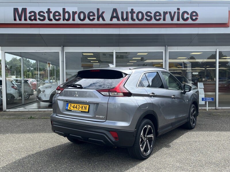 Mitsubishi Eclipse Cross (3)