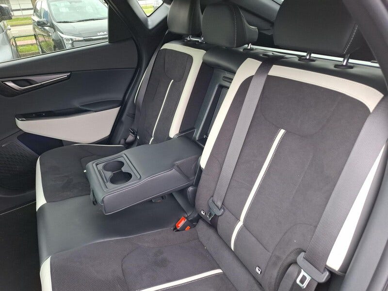 Kia EV6 (17)