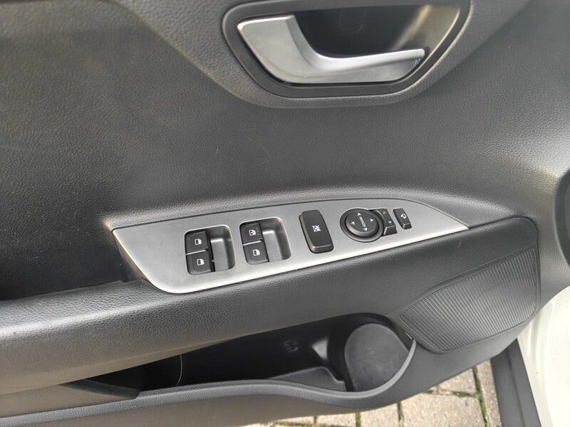 Kia Stonic (8)