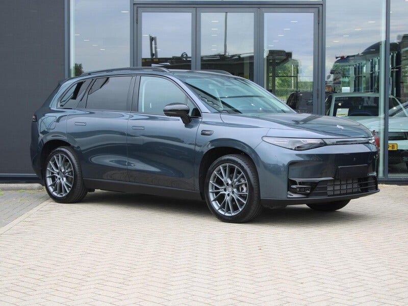 Leapmotor C10